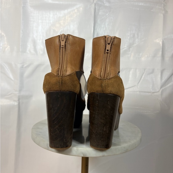 Free People Horizon Suede & Leather Block Heel Clog Bootie in Camel Size 39 - Picture 3 of 6